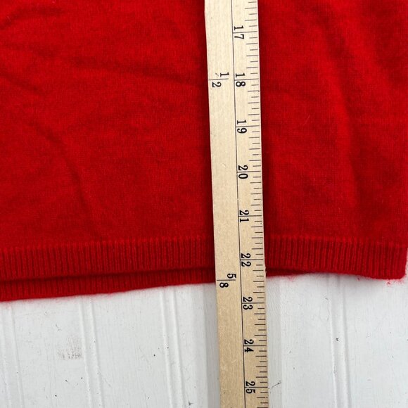 Lord & Taylor Red V-Neck Cashmere Sweater Women’s size Small pullover - Picture 6 of 6